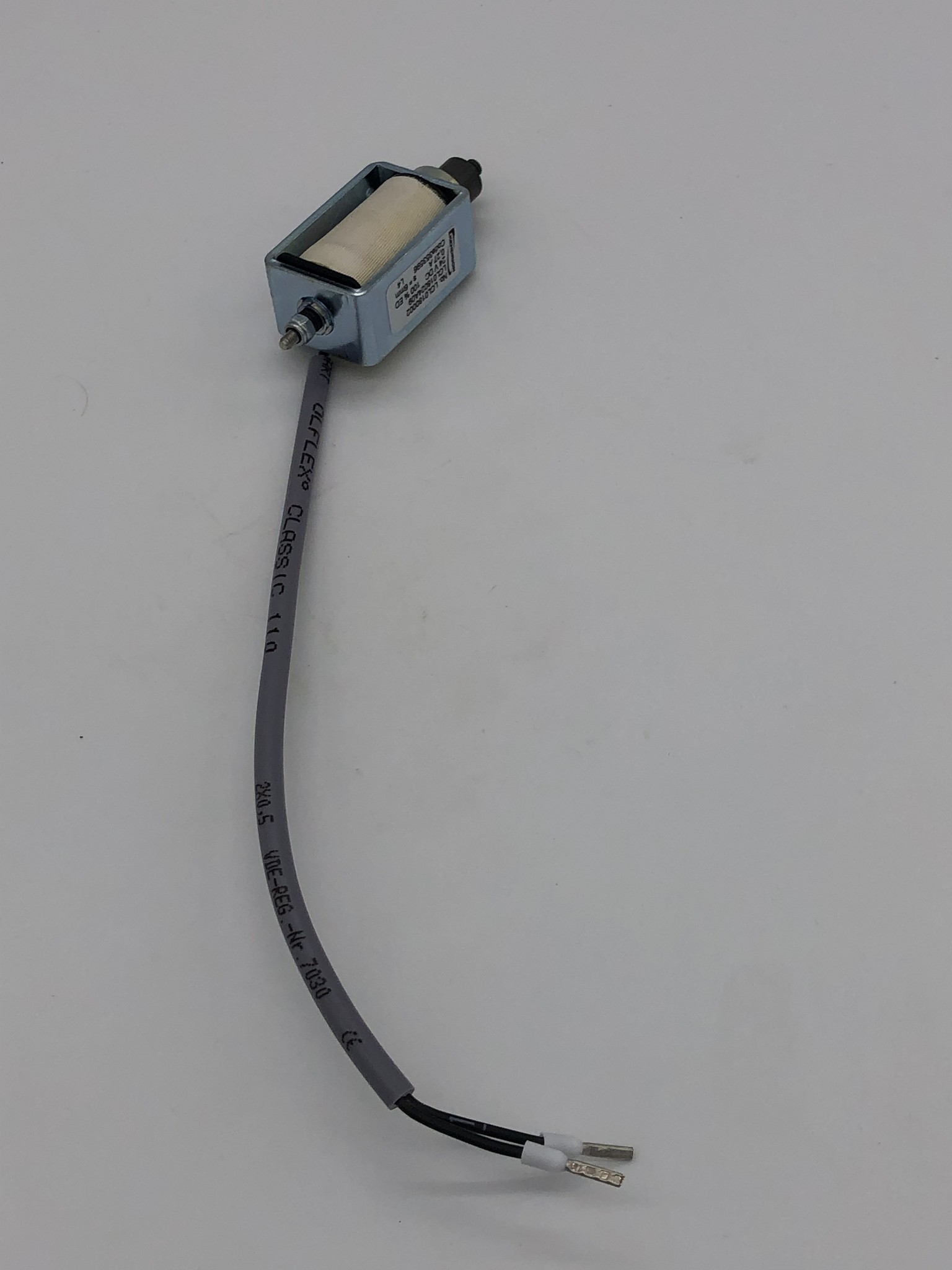 GLEICHSTROM-HUBMAGNET