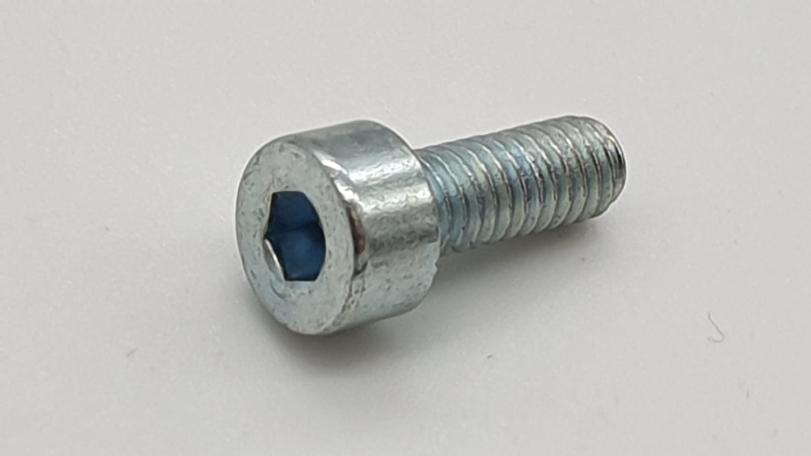 ZYL-SCHRAUBE M5 X 12 DIN 912