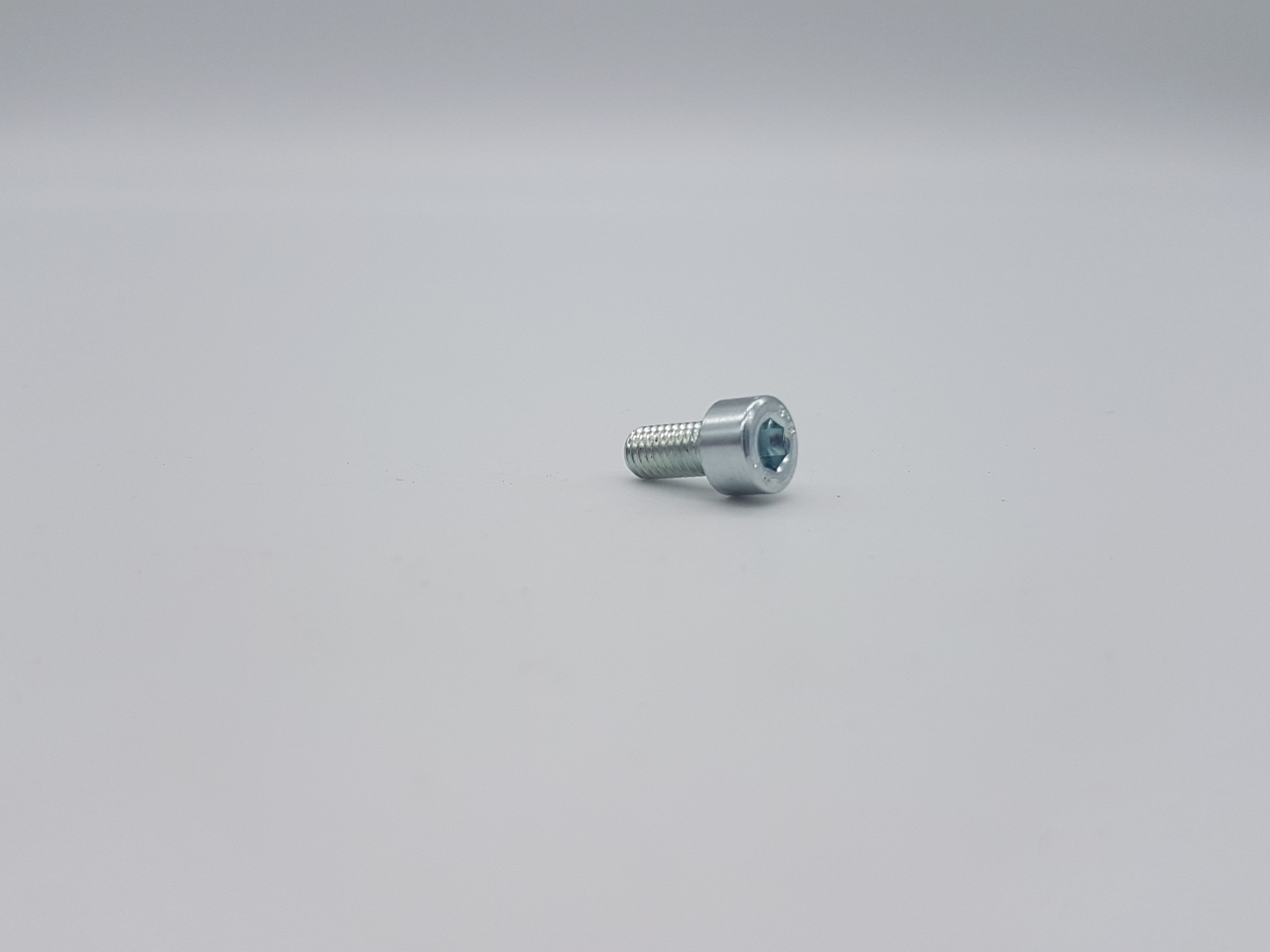 ZYL-SCHRAUBE M5 X 10 DIN 912