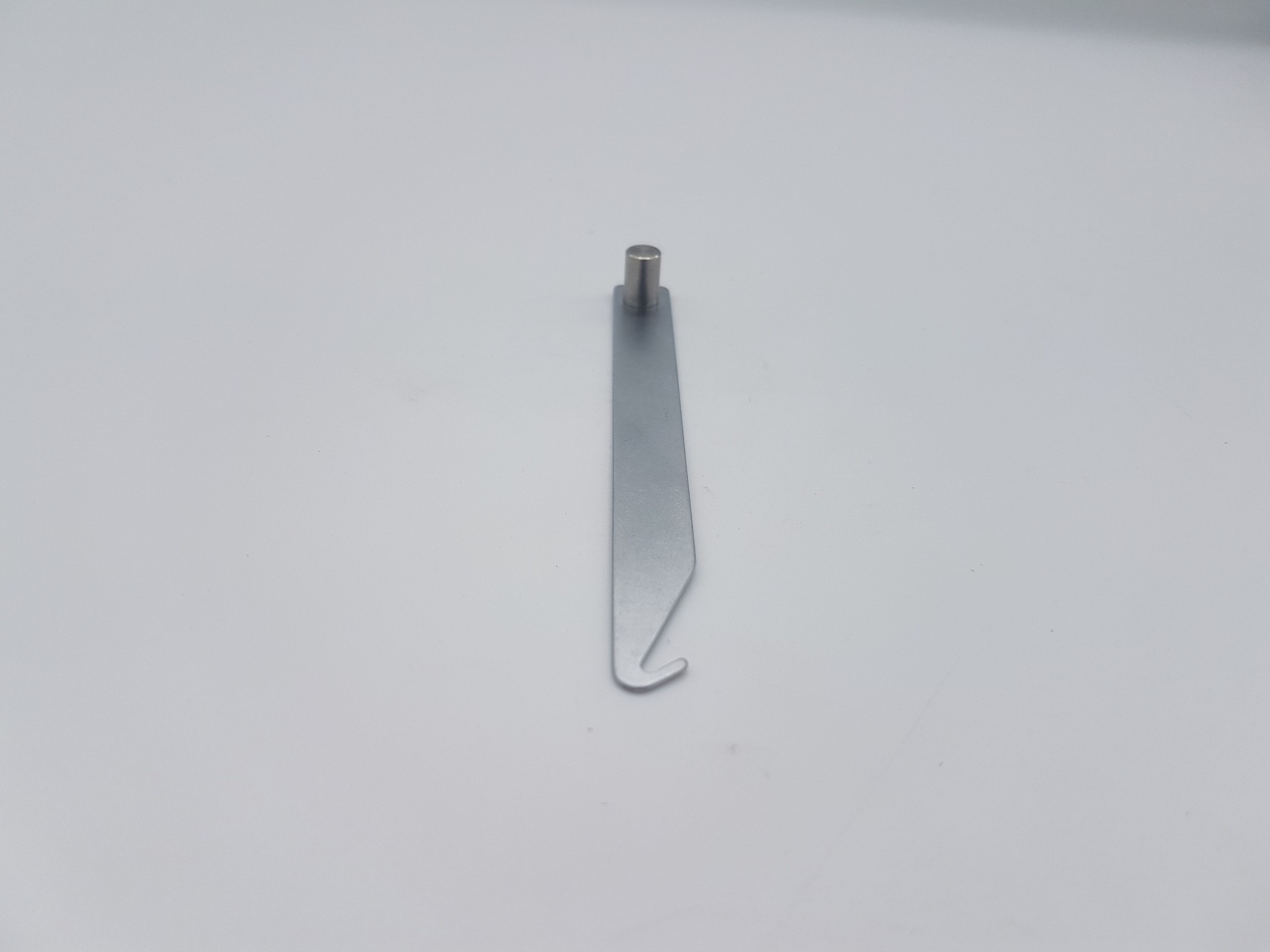 Fanghaken mit Bolzen