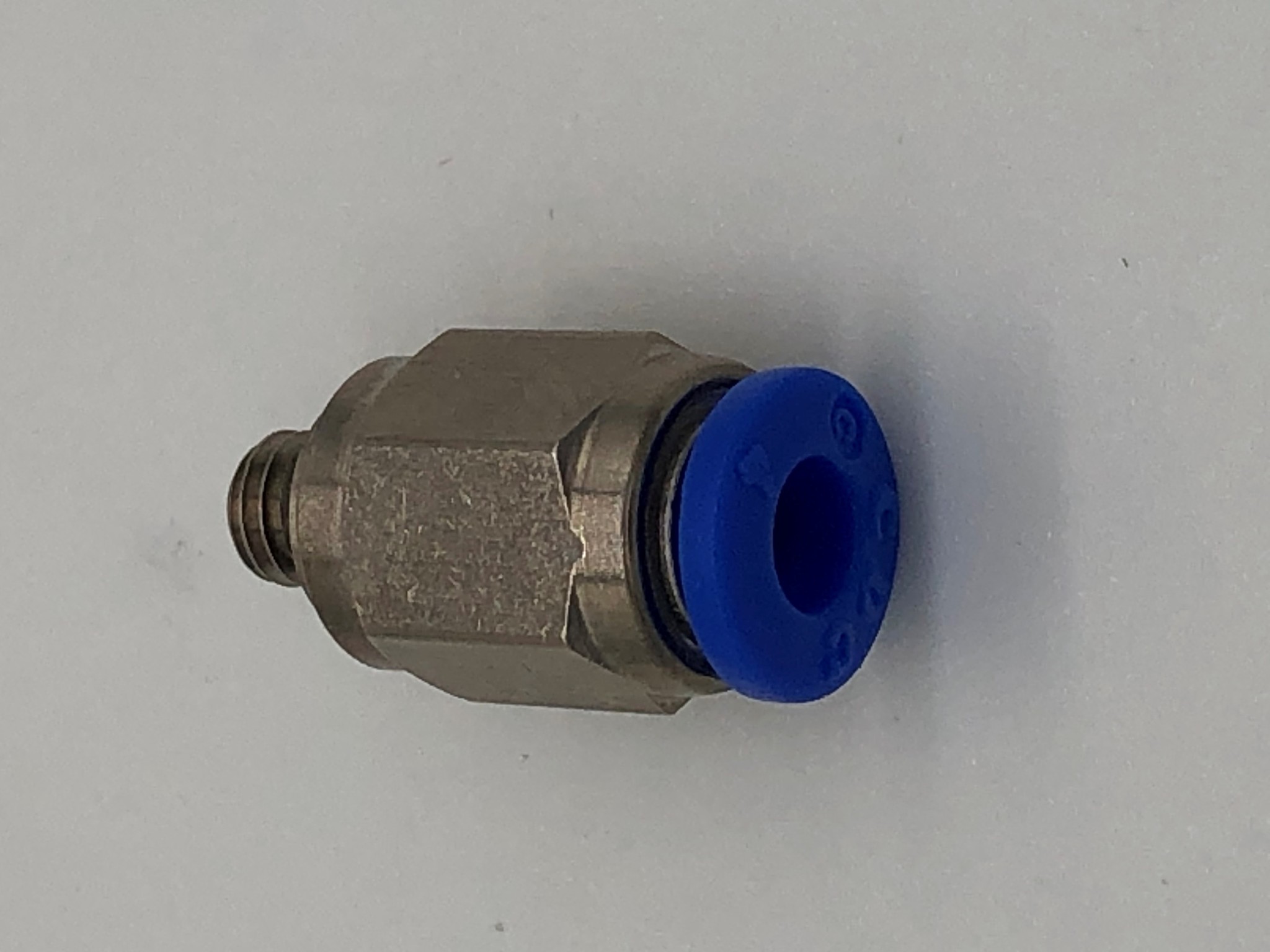 STECKVERSCHRAUBUNG G D = 4MM / M5