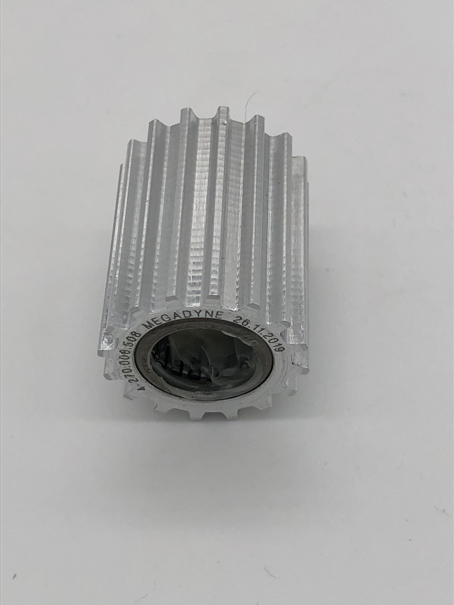 ZAHNRIEMENRAD MIT NADELHÜLSE