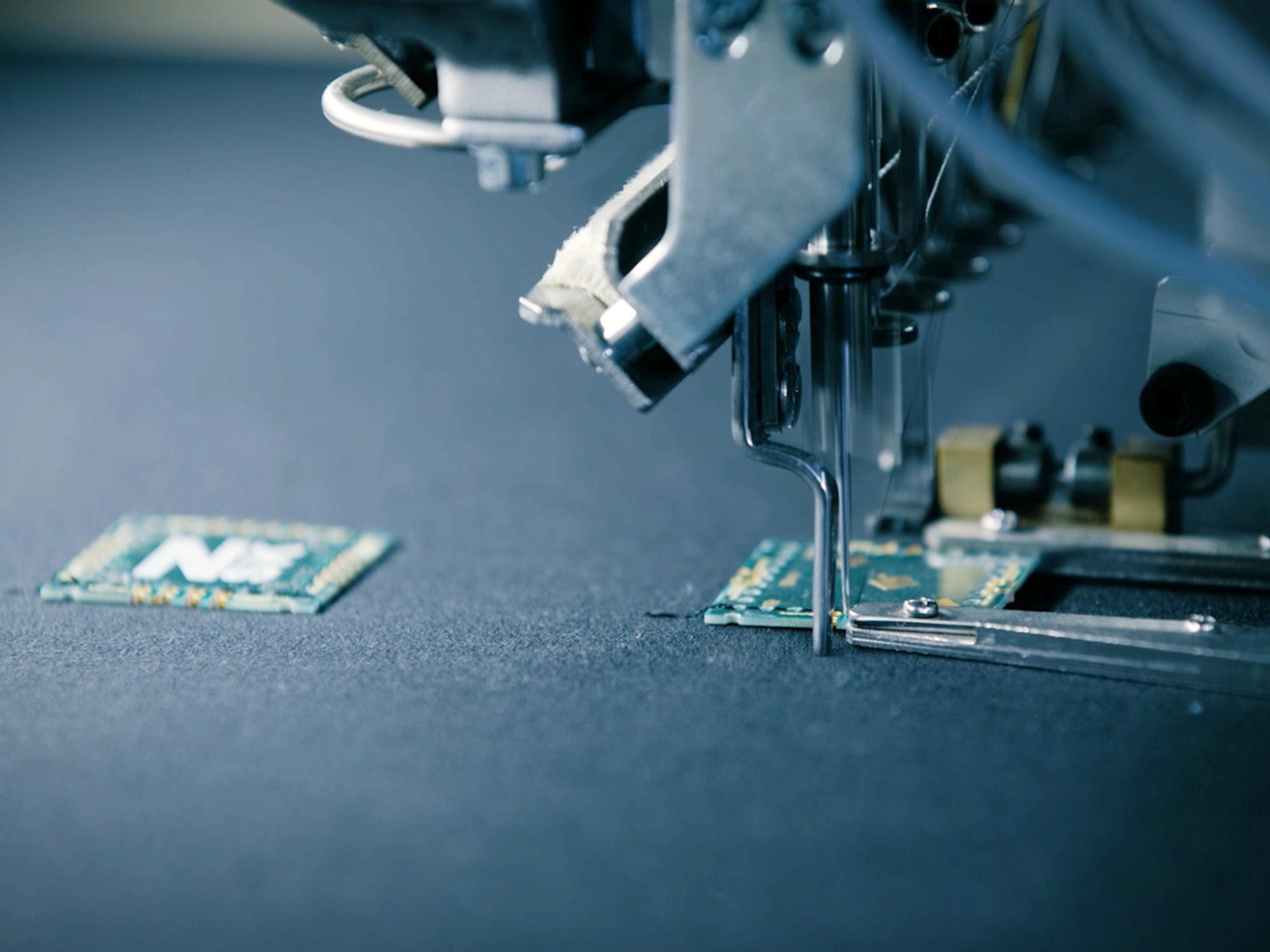 WORKSHOP 6: VERBINDUNGSTECHNIKEN IN SMART & E-TEXTILES