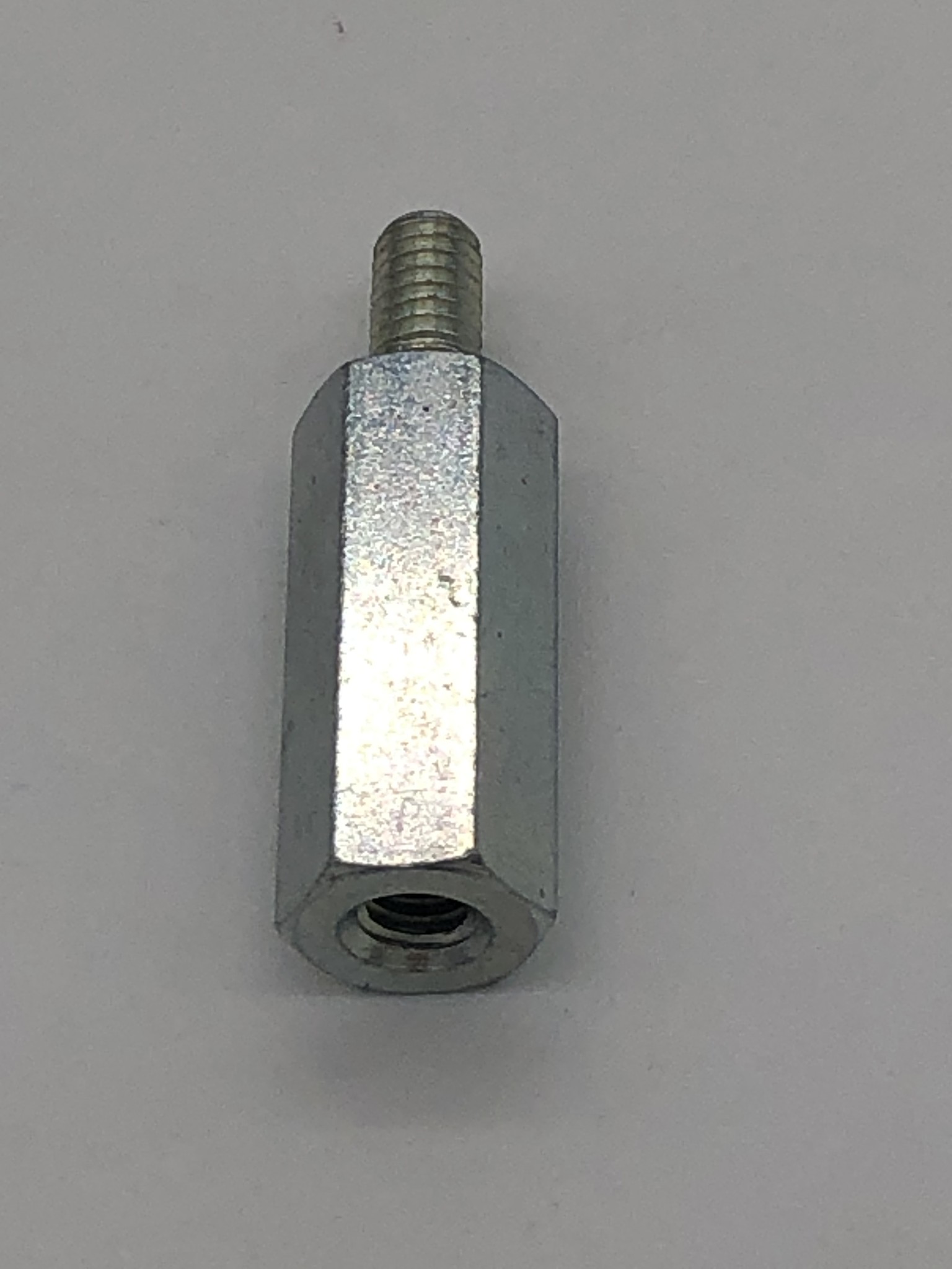 ABSTANDSBOLZEN 0208 X 20 M4